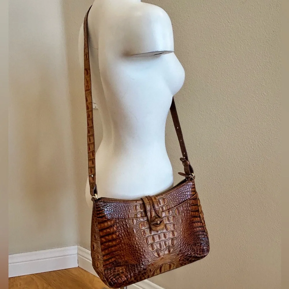 Brahmin Croc Shoulder Crossbody Bag Brown with Hang Tag Zipper Closure - Picture 2 of 6